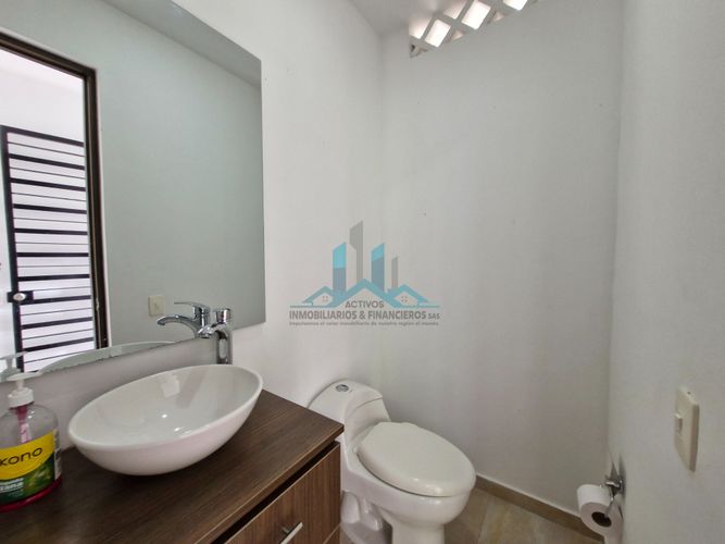 Casa de 4 alcobas en venta en Ricaurte, 440 m² · foto 14 de 23