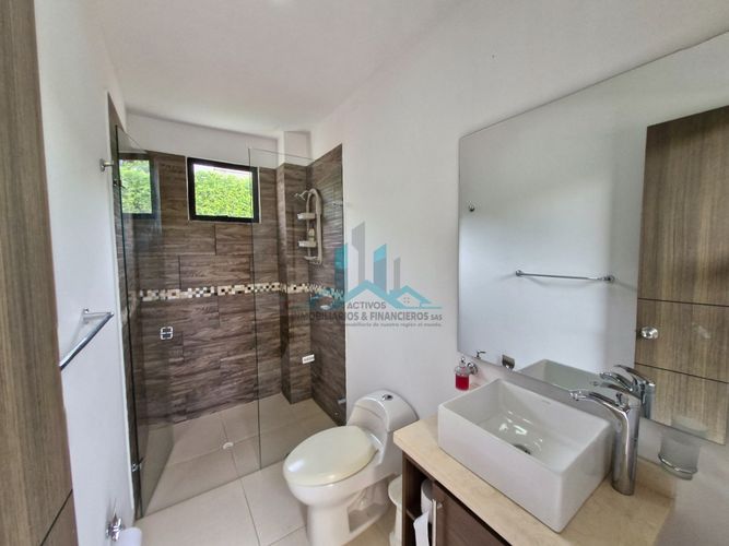 Casa de 4 alcobas en venta en Ricaurte, 440 m² · foto 16 de 23