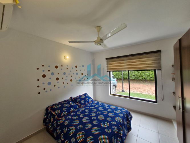 Casa de 4 alcobas en venta en Ricaurte, 440 m² · foto 8 de 23