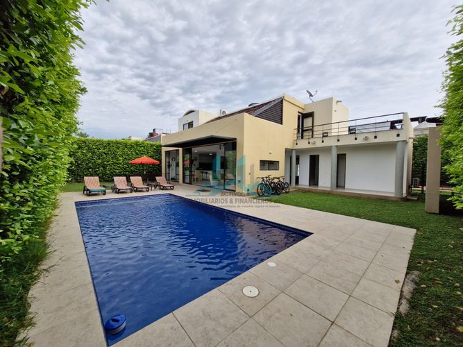 Casa de 4 alcobas en venta en Ricaurte, 440 m² · foto 20 de 23