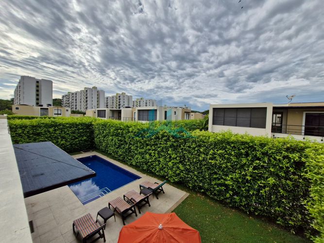 Casa de 4 alcobas en venta en Ricaurte, 440 m² · foto 22 de 23