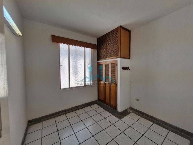 Casa de 5 alcobas en venta en Girardot, Girardot, 272 m² · foto 16 de 24