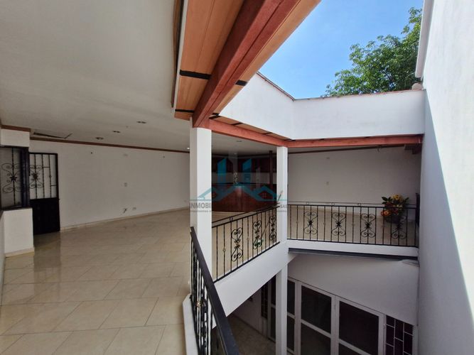 Casa de 5 alcobas en venta en Girardot, Girardot, 272 m² · foto 19 de 24