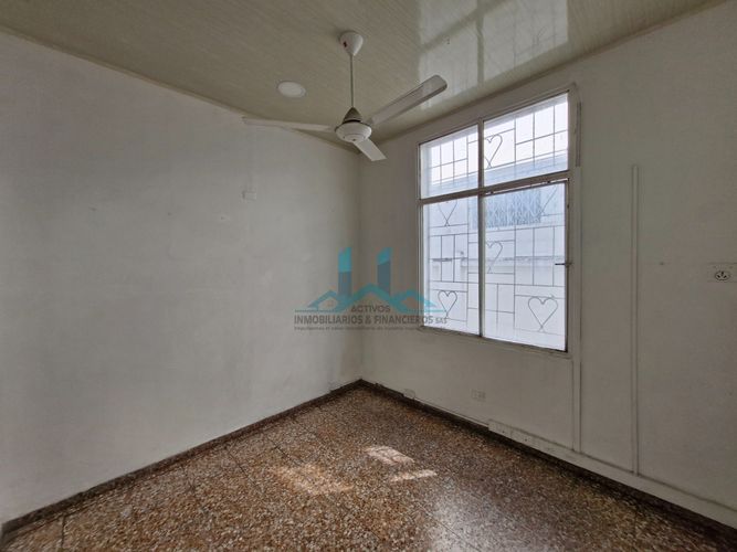 Casa de 5 alcobas en venta en Girardot, Girardot, 272 m² · foto 14 de 24
