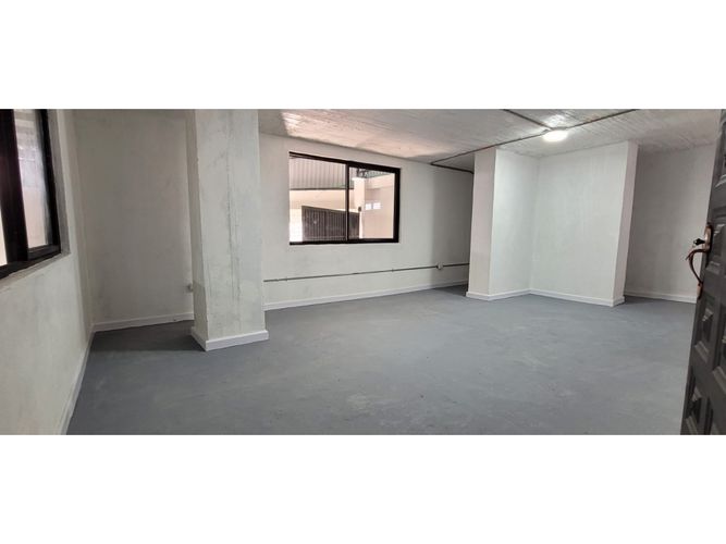 Bodega en arriendo en Armenia, Armenia, 902 m² · foto 9 de 11