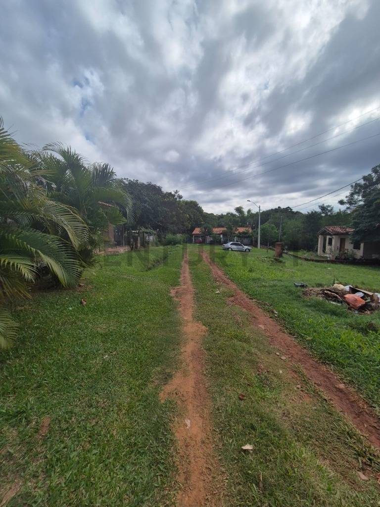 En venta gran terreno con ubicación estratégica en Loma Merlo Luque — foto 3