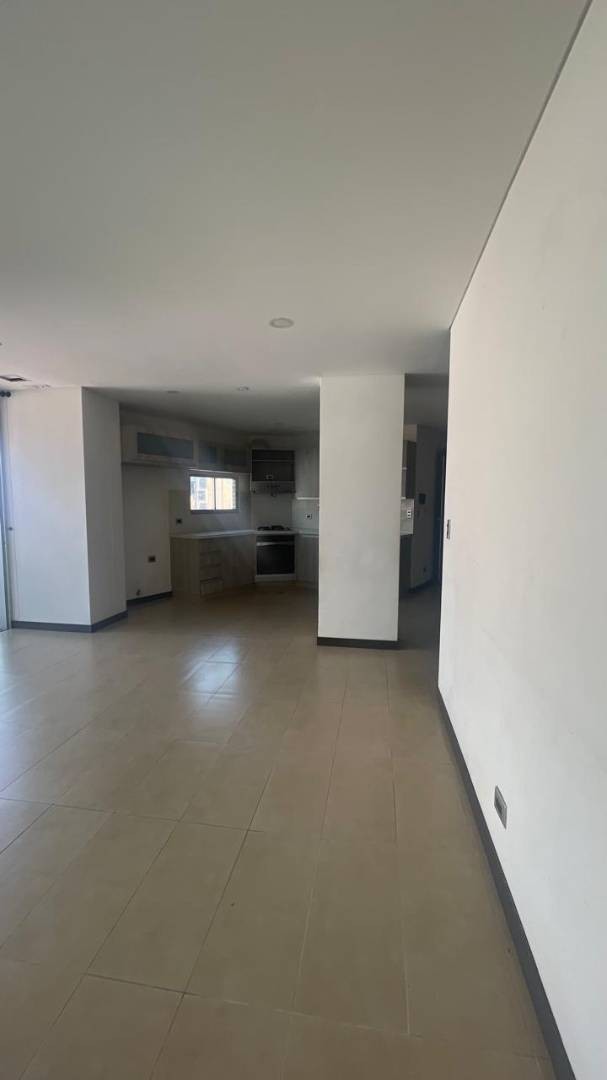 Apartamento en arriendo en Laureles, Medellín · foto 9 de 24