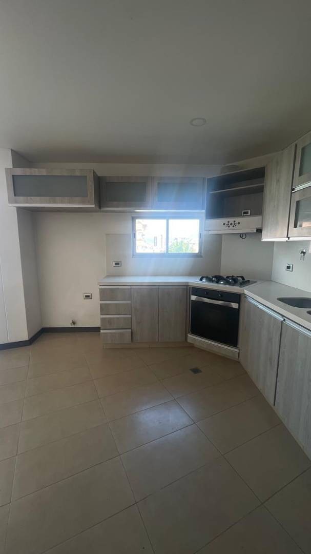 Apartamento en arriendo en Laureles, Medellín · foto 12 de 24