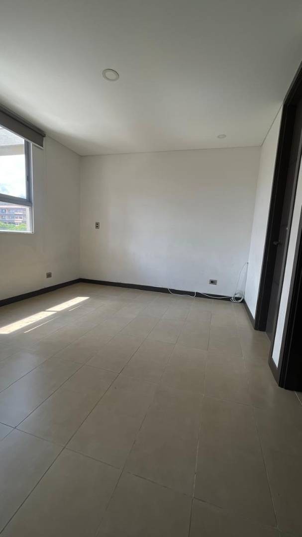 Apartamento en arriendo en Laureles, Medellín · foto 17 de 24