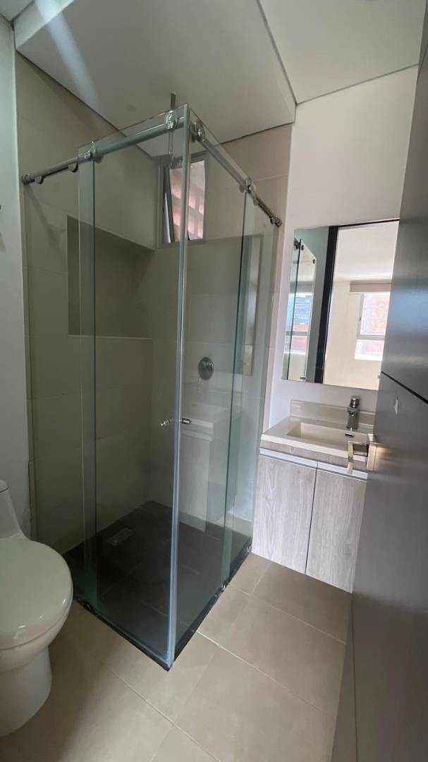 Apartamento en arriendo en Laureles, Medellín · foto 22 de 24