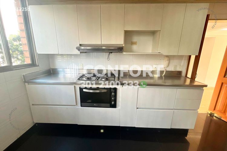 Apartamento de 2 alcobas en arriendo en Patio Bonito, Medellín, 142 m² · foto 9 de 24