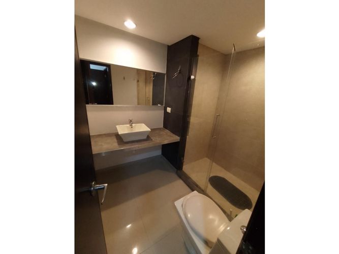 Apartamento de 2 alcobas en venta en Centenario, Cali, 57 m² · foto 10 de 10