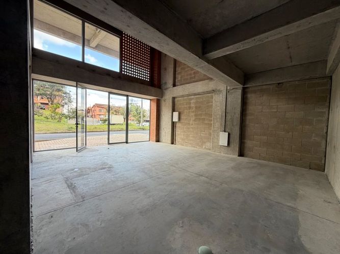 Local en arriendo en El Porvenir, Rionegro, 52 m² · foto 2 de 5
