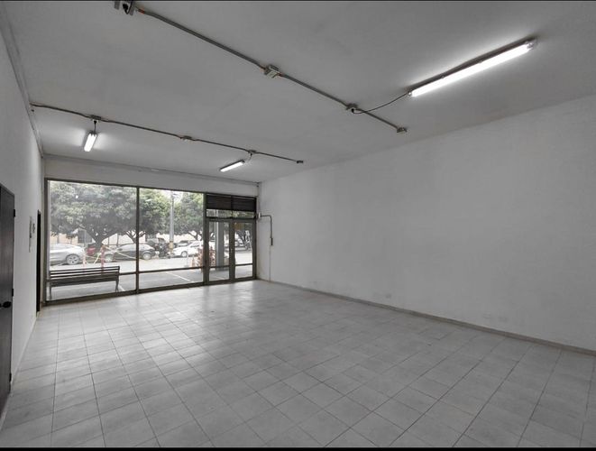 Local en arriendo en La Esmeralda, Itagüí, 87 m² · foto 3 de 7