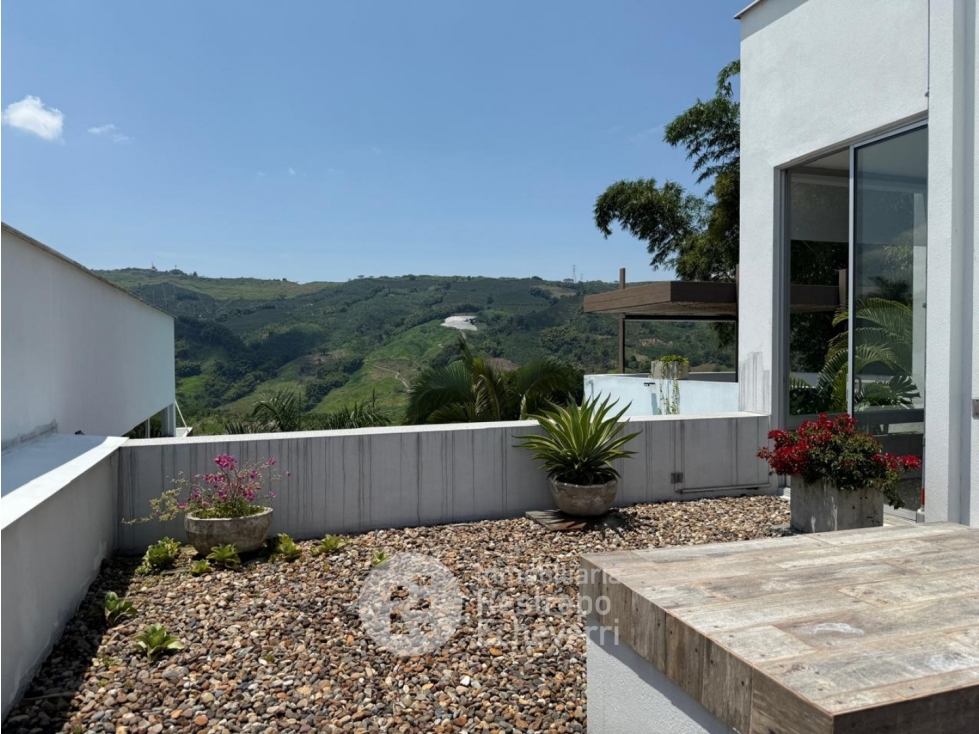 Casa en arriendo en El Rosario, Manizales · foto 9 de 24