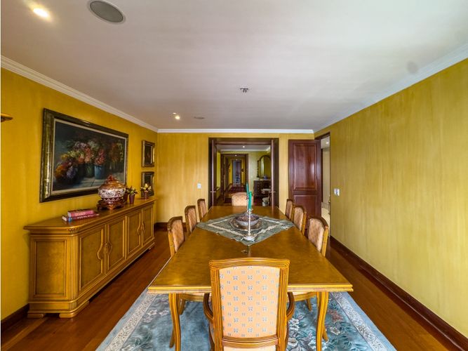Apartamento de 3 alcobas en venta en El Nogal, Bogotá, 325 m² · foto 7 de 24