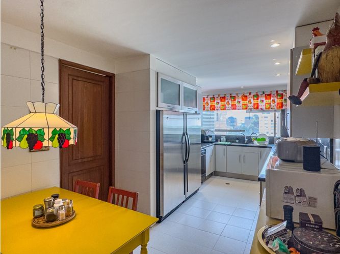 Apartamento de 3 alcobas en venta en El Nogal, Bogotá, 325 m² · foto 13 de 24