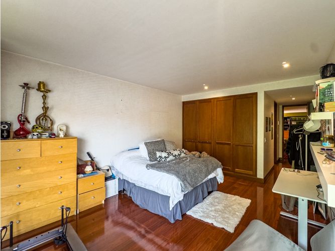 Apartamento de 3 alcobas en venta en El Nogal, Bogotá, 325 m² · foto 22 de 24