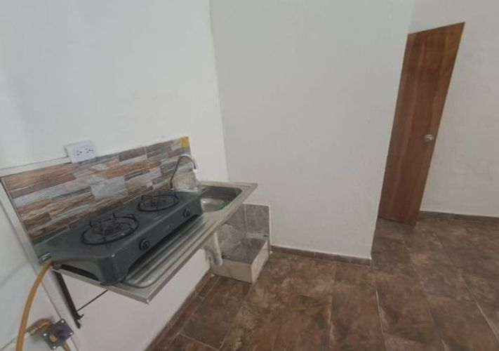 Local en arriendo en Camino Verde, Envigado, 30 m² · foto 7 de 10