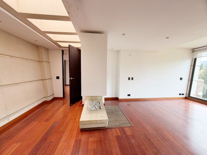 Casa en venta en Guaymaral, Bogotá · foto 3 de 24