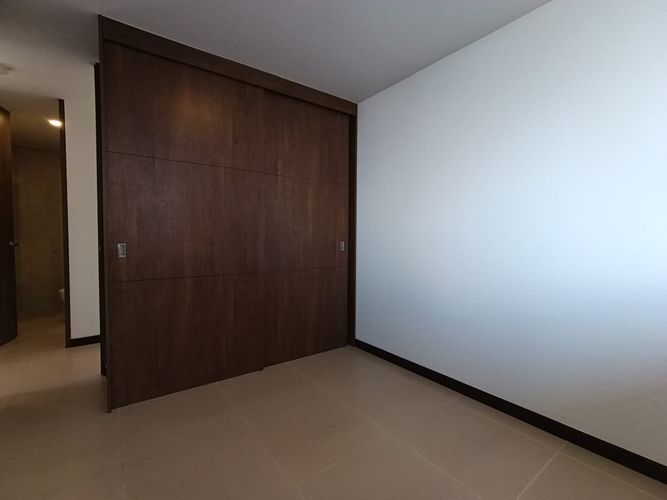 Apartamento de 3 alcobas en arriendo en El Poblado, Medellín, 144 m² · foto 11 de 19