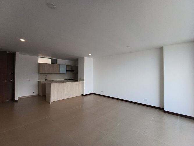Apartamento de 3 alcobas en arriendo en El Poblado, Medellín, 144 m² · foto 15 de 19