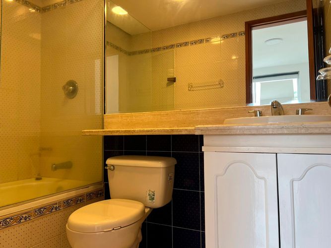 Apartamento de 3 alcobas en arriendo en El Poblado, Medellín, 200 m² · foto 17 de 17