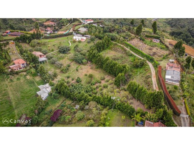 Finca en venta en La Mosquita, Rionegro, 310 m² · foto 2 de 21