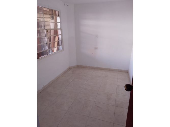Casa de 7 alcobas en venta en La Milagrosa, Medellín, 162 m² · foto 15 de 17