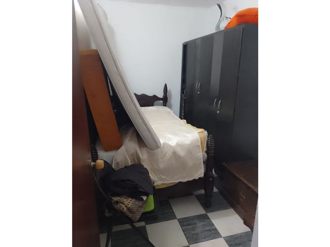 Casa de 7 alcobas en venta en La Milagrosa, Medellín, 162 m² · foto 16 de 17