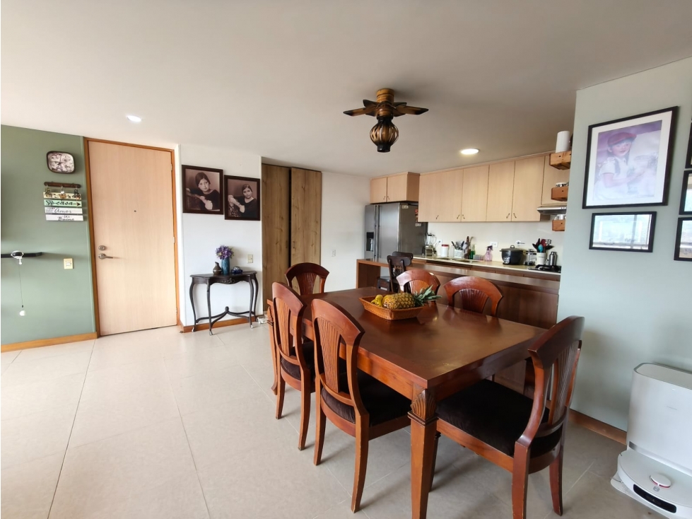 Apartamento en venta en Loma Del Escobero, Envigado · foto 11 de 24