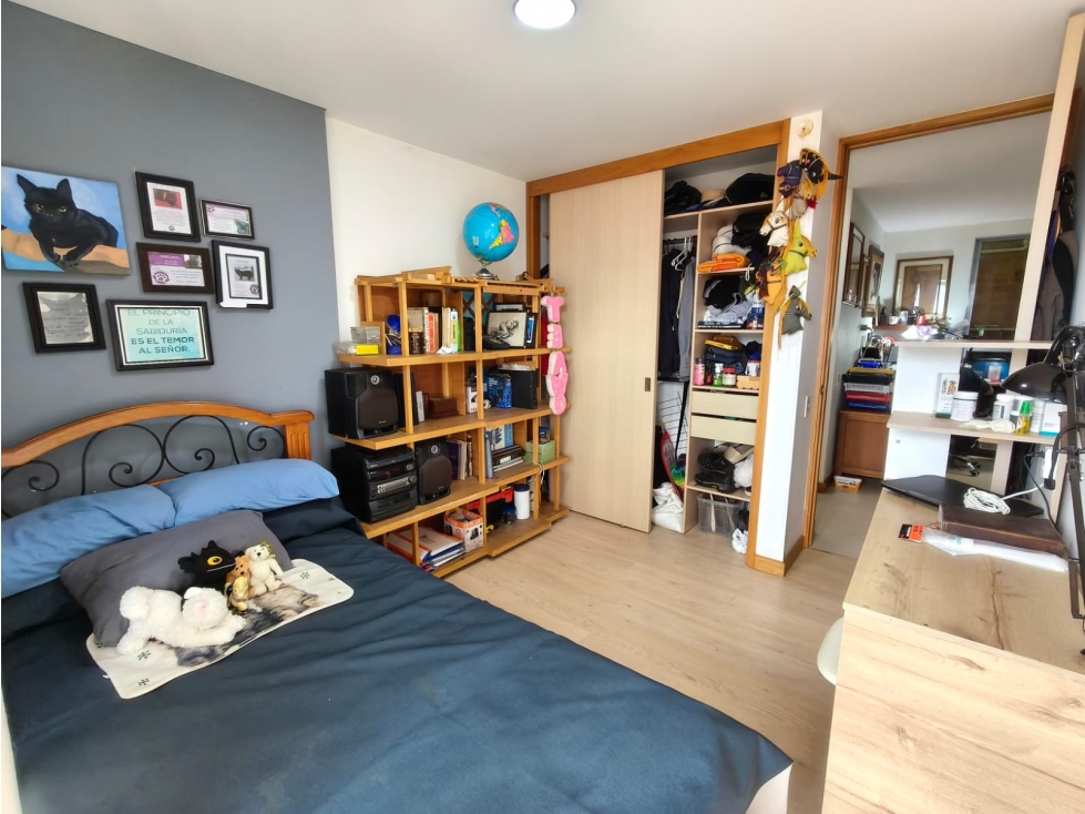 Apartamento en venta en Loma Del Escobero, Envigado · foto 16 de 24