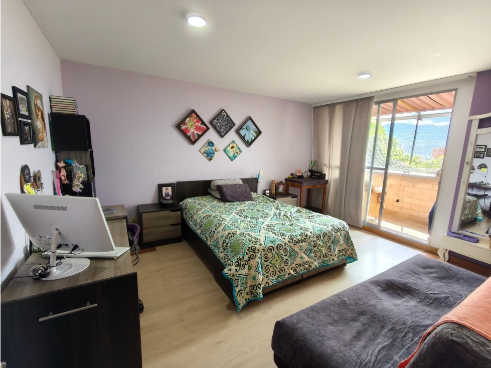 Apartamento en venta en Loma Del Escobero, Envigado · foto 17 de 24