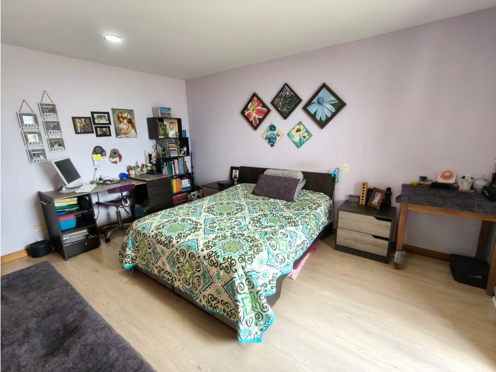 Apartamento en venta en Loma Del Escobero, Envigado · foto 18 de 24