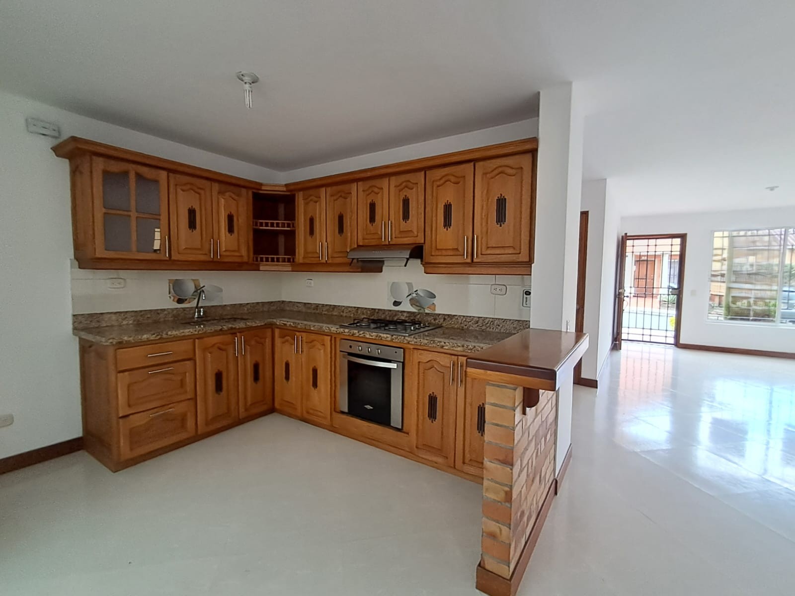 4BR House in San antonio (168 m²) - 3
