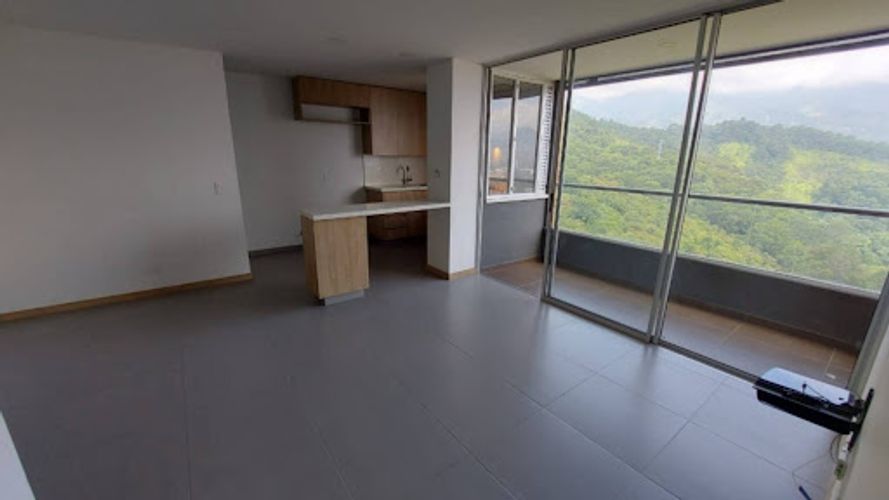 Apartamento de 3 alcobas en arriendo en Monteazul, Sabaneta, 77 m² · foto 4 de 14