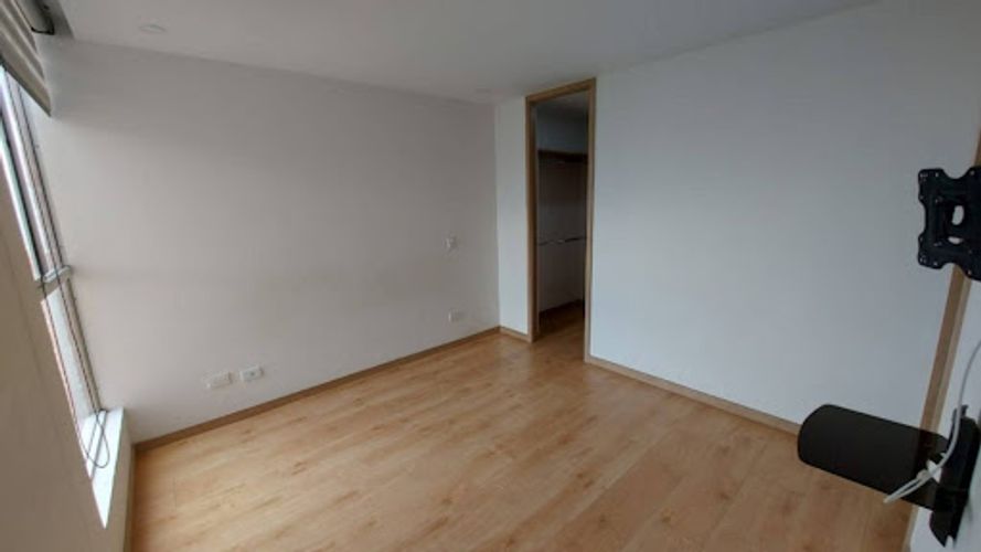 Apartamento de 3 alcobas en arriendo en Monteazul, Sabaneta, 77 m² · foto 9 de 14