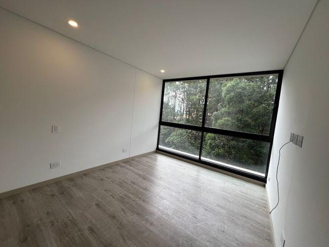 Apartamento de 2 alcobas en arriendo en El Poblado, Medellín, 106 m² · foto 14 de 18
