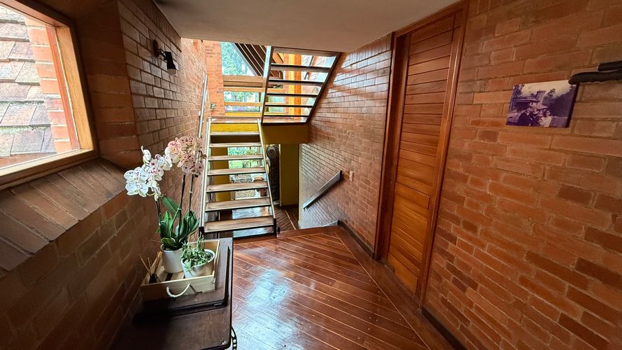 Casa de 3 alcobas en venta en Cerros De Suba, Bogotá, 320 m² · foto 3 de 24