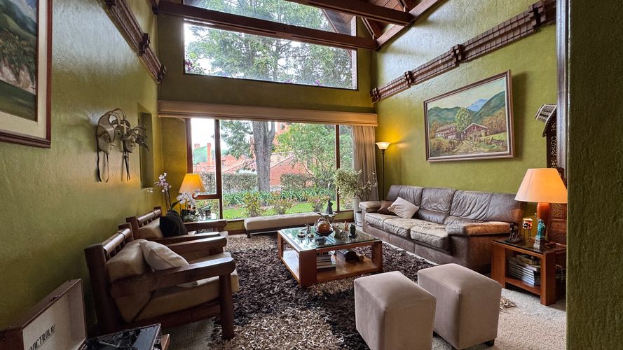 Casa de 3 alcobas en venta en Cerros De Suba, Bogotá, 320 m² · foto 4 de 24