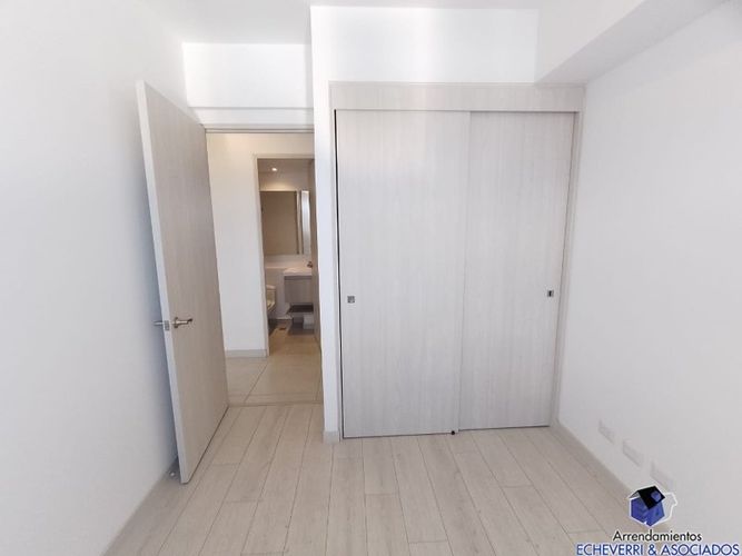 Apartamento de 3 alcobas en arriendo en Zuñiga, Envigado, 70 m² · foto 5 de 9