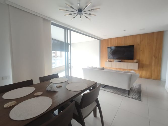 Apartamento de 3 alcobas en arriendo en Loma Del Esmeraldal, Envigado, 103 m² · foto 7 de 15