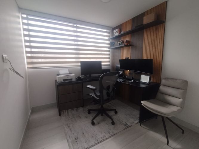 Apartamento de 3 alcobas en arriendo en Loma Del Esmeraldal, Envigado, 103 m² · foto 9 de 15