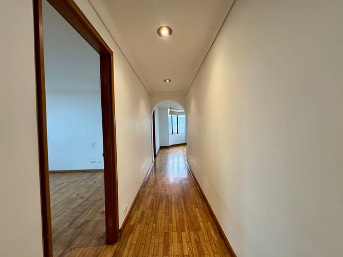 Apartamento de 3 alcobas en arriendo en Urbanización Las Cumbres, Medellín, 160 m² · foto 8 de 20