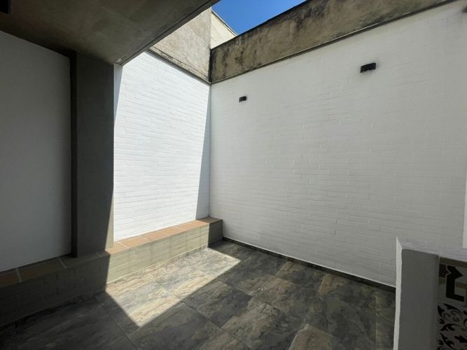 Apartaestudio en venta en Laureles Nogal, Medellín, 90 m² · foto 3 de 8