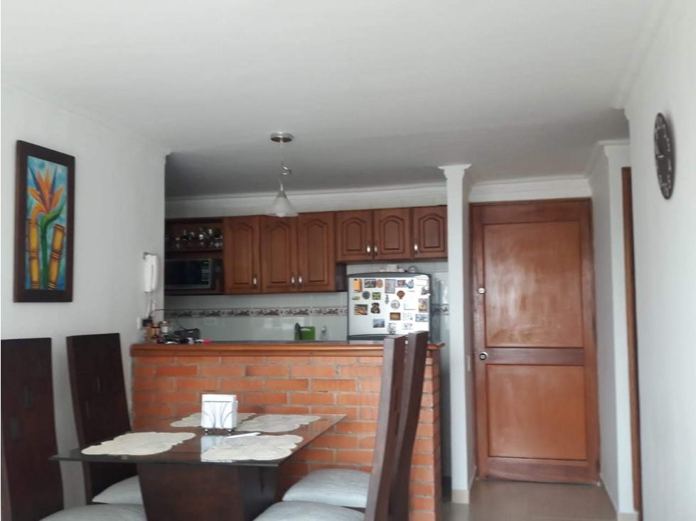 Apartamento en venta en Loma del Indio, Medellín 2