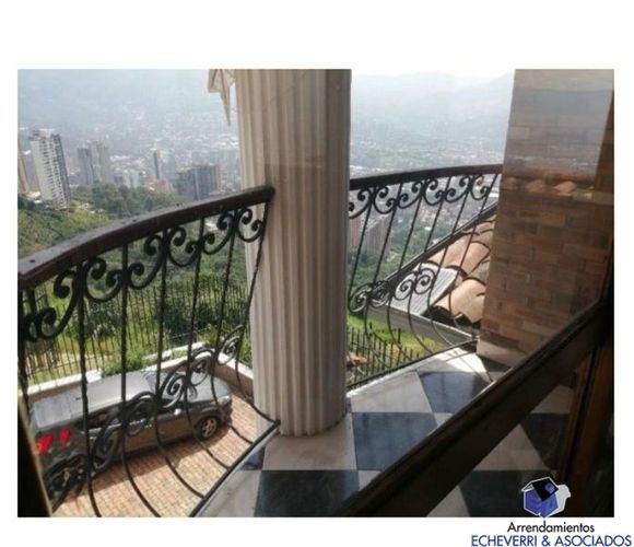 Casa de 4 alcobas en venta en Las Lomitas, Sabaneta, 866 m² · foto 5 de 11