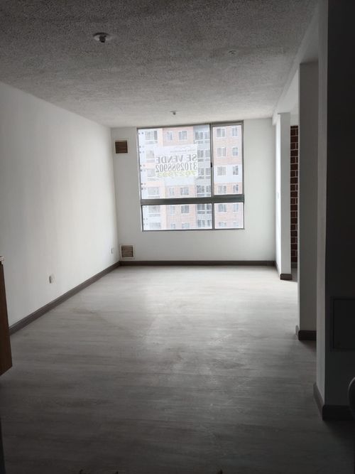 Apartamento de 2 alcobas en venta en Fontibon, Bogotá, 42 m² · foto 4 de 17