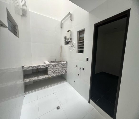 Casa de 6 alcobas en venta en Camino Real - Los Fundadores, Cali, 350 m² · foto 8 de 19