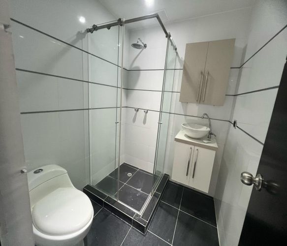 Casa de 6 alcobas en venta en Camino Real - Los Fundadores, Cali, 350 m² · foto 16 de 19